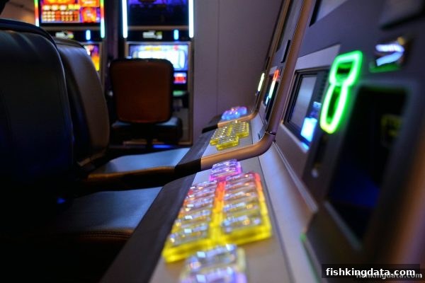 连线策略深层解析：捕鱼王视角下的代理加盟与玩法进阶